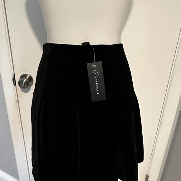 Context Velvet Black Skirt - Size 6 - NEW‎ With Tags. - Picture 4 of 11